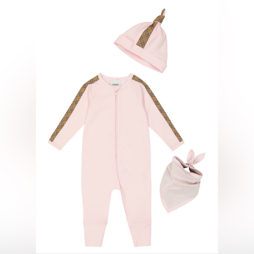 NWT!!!! Burberry baby Pink 3 piece set